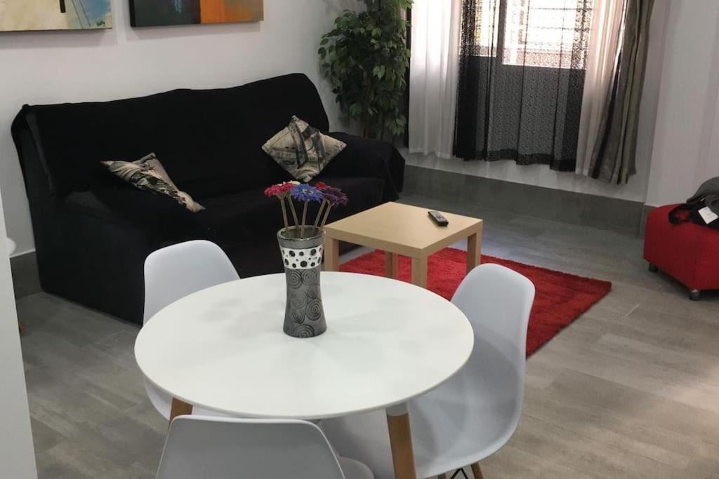 Apartamento A, A 3 Minutos De La Estacion Central De Bus Y Tren Málaga Esterno foto